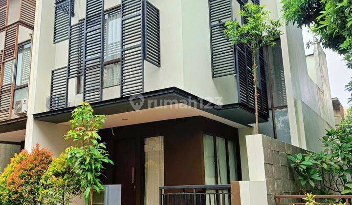 Rumah Hoek Furnish Di Whelford Greenwich Bsd City 1