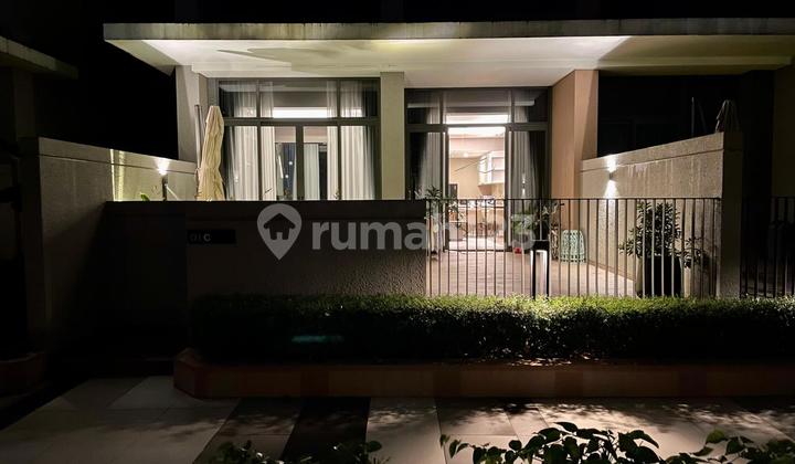 Marigold Furnished Apartment with Private Terrace at Navapark BSD 2