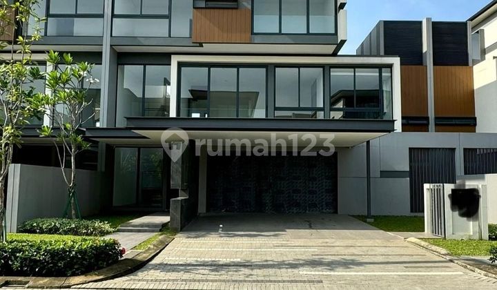 Rumah Mewah Limited Dgn Lift 3lt Di Lyndon Navapark Bsd City