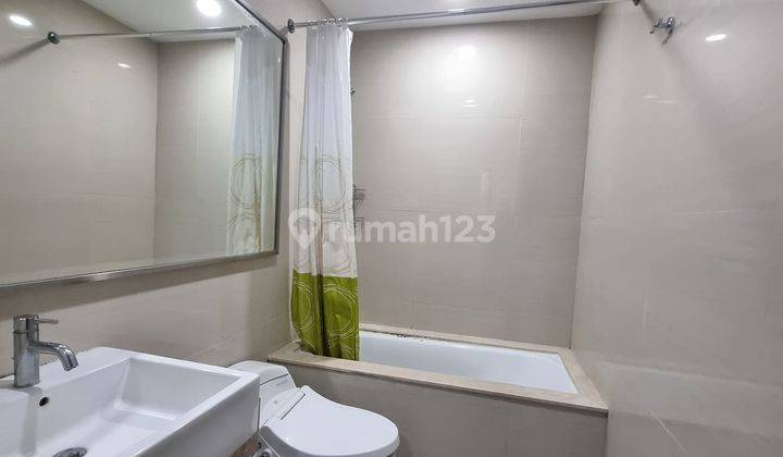 Dijual Apartemen Casa Grande Residence Furnished Luas 67m2 Good Unit View Pool 2