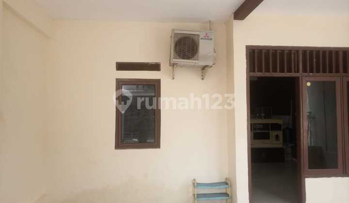 Rumah Bagus Terawat Siap Huni Strategis Puri Indah Sidoarjo 