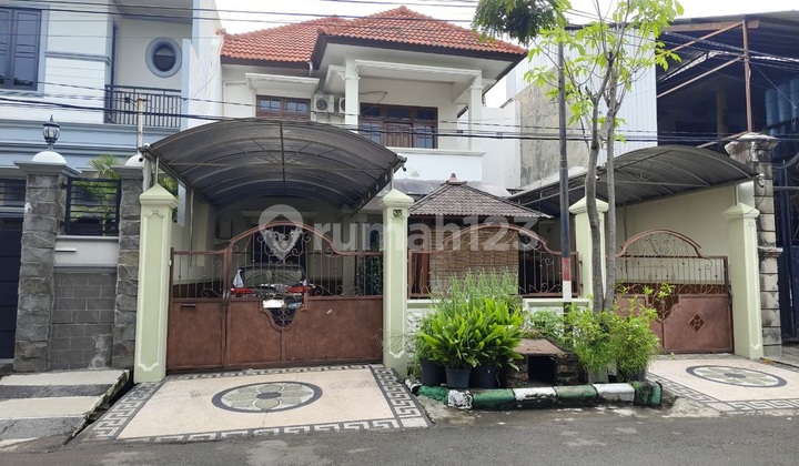 Rumah 2 lantai Siap Huni di Boulevard Taman Pondok Indah Wiyung Rumah 2 lantai Siap Huni di Boulevard Taman Pondok Indah Wiyung