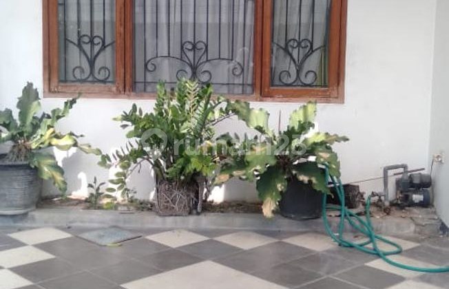 Rumah 2 Lantai Terawat Siap Huni Strategis Wonokromo Surabaya 2