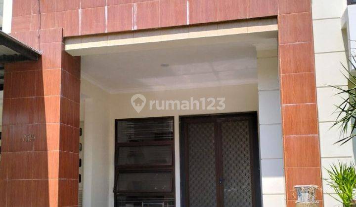 Rumah Bagus Siap Huni 2 Lantai Asri Cluster Sailendra Surabaya  1