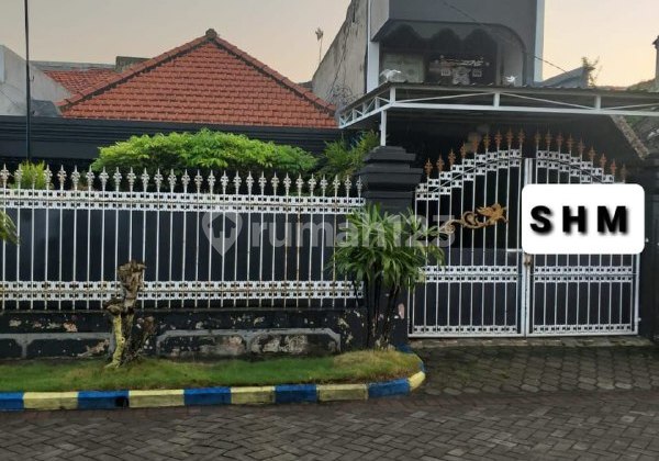 Rumah Luas Terawat Strategis Dekat Unusa Surabaya Rumah Luas Terawat Strategis Dekat Unusa Surabaya