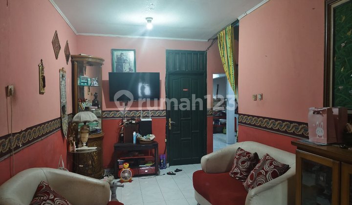 Rumah SHM 2 Lantai Siap Huni & Terawat Wiyung, Surabaya 2