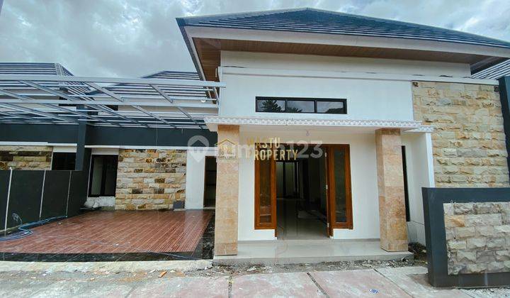 Rumah Cantik Posisi Hook, Tipe Besar Dekat Smpn 1 Ngemplak 1