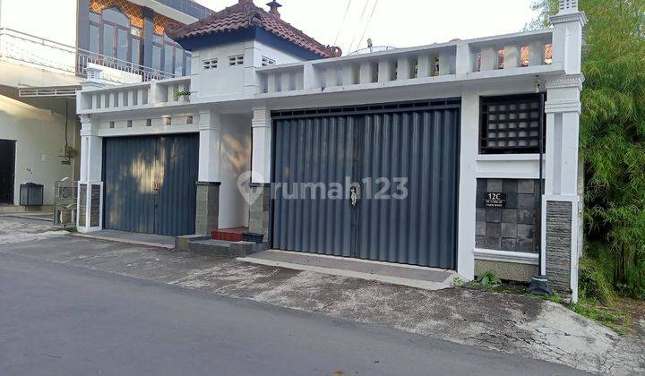 Rumah Second Siap Huni Pinggir Jalan Area Maguwoharjo Depok 1