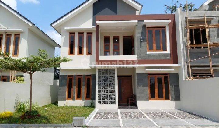 RUMAH 2 LANTAI DI KALASAN SIAP HUNI DALAM CLUSTER MODERN 1