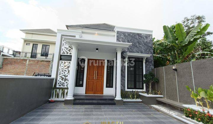 RUMAH SIAP HUNI 600 JUTAAN CARPORT 2 MOBIL DI MLATI SLEMAN 1