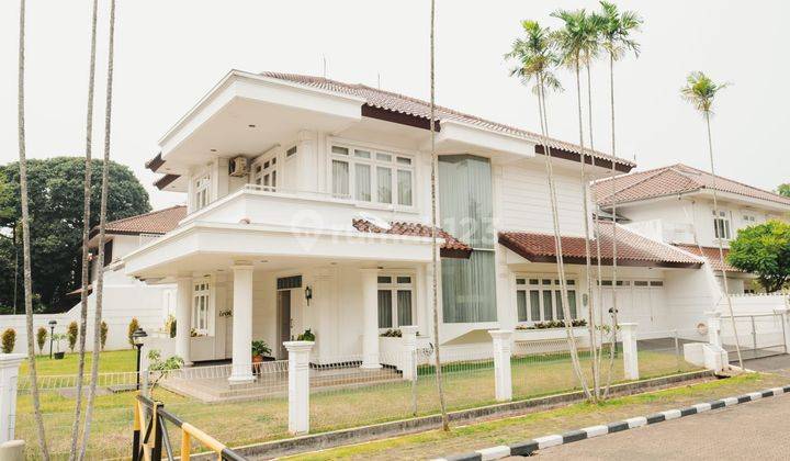 Investasi Hunian Mewah Di Cinere, Rumah Klasik Modern 1