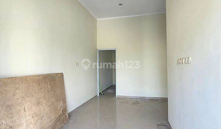 Rumah Siap Huni 2 Lantai Tanah Luas Di Maguwoharjo Depok 2