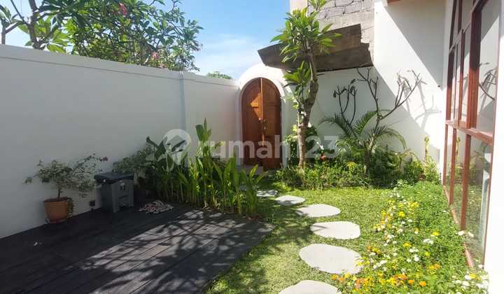 Brand New Villa lokasi kawasan pantai Mertasari | Sanur | Denpasar | Bali | Ctc ; 08234120xxxx