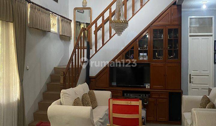 Rumah Murah Terawat Semi Furnished Pusat Kota Sayap Buah Batu 2