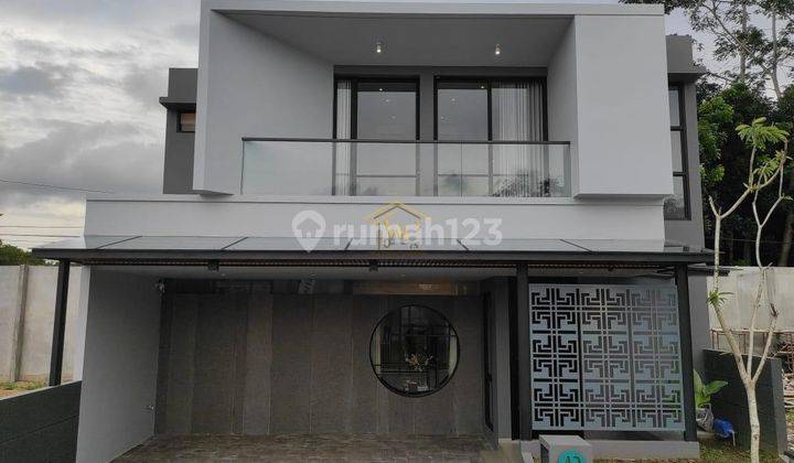 Rumah Mewah Dan Elegan, Dekat Sleman City Hall 1