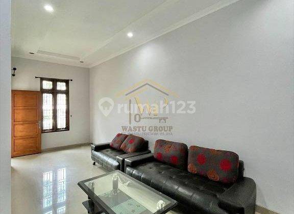 Rumah 4 Kt, Semi Furnished, 12 Menit Ke Kampus Upn Jogja 2