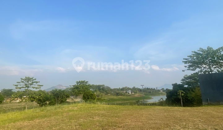 Land for Sale Ready to Build with Lake View, Tatar Rambutkasih, KBP.