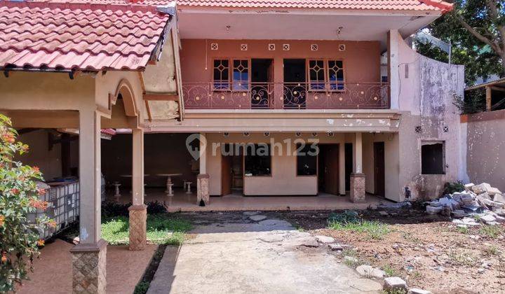 Rumah Asri Halaman Super Luas View Pegunungan Di Kota Batu 1