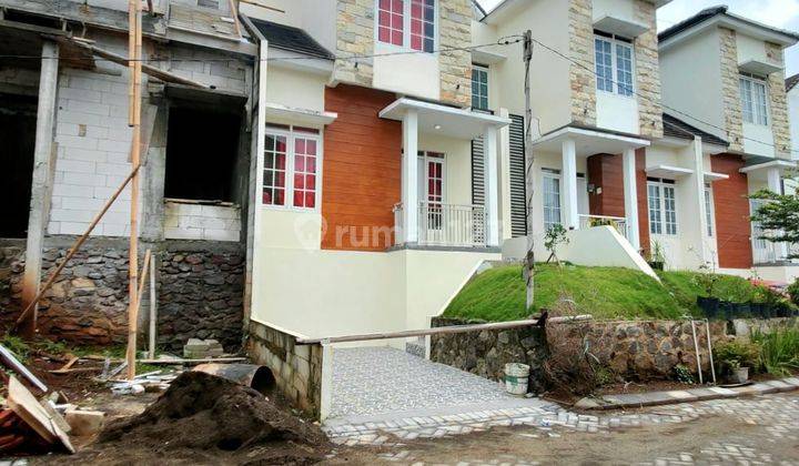 Rumah Modern 2 Lantai Siap Huni Di Dau Malang 1