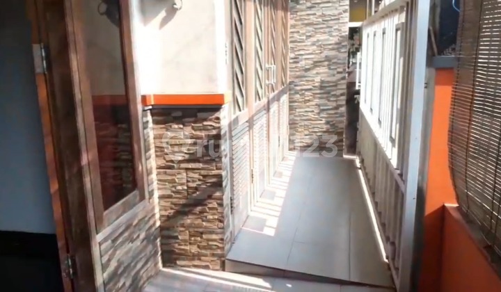 Rumah Modern 2 Lantai Plus Perabot Di Pandanwangi Malang 2