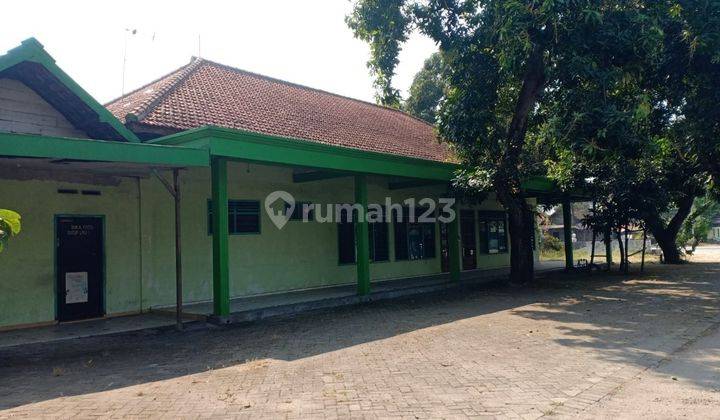 Rumah Luas, Dengan Perabotan Lokasi Strategis Jombang 2