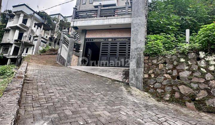 Villa Asri Sudah Plus Furniture Lengkap Nego View Pegunungan Di Prigen 1