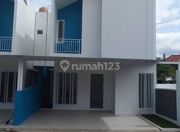 Rumah 2 Lantai Siap Huni Di Tugu Cimanggis Dengan Muat 2 Carport 1
