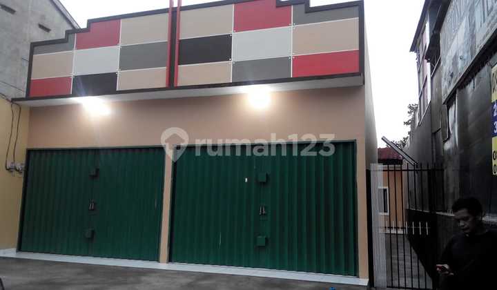 Jual 2 Ruko Dan 3 Pintu Kontrakan Di Jalan Raya Ciangsana, Dekat Ke Kota Wisata Cibubur. 1