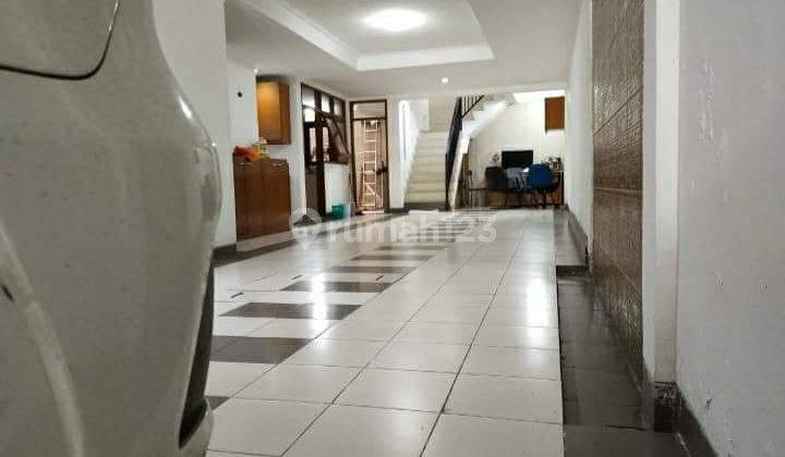 Rumah Luxury 4 Lt Dekat Stasiun Krl Palmerah di Jakarta Barat 2