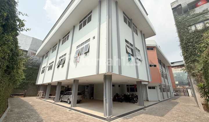 Gedung Kantor Lokasi Strategis di Jalan Gunung Sahari Jakut