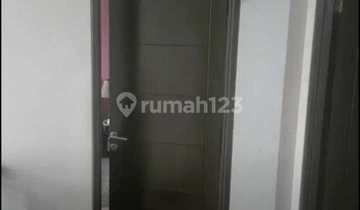 Rumah Cantik Minimalis 2 Lt dalam Komplek di Tapos Depok 2