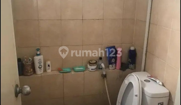 kamar mandi apartemen green park view murah