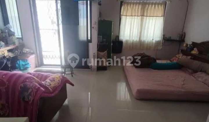 Rumah 3 Lt Lokasi Bagus di Tomang Jakarta Barat 2