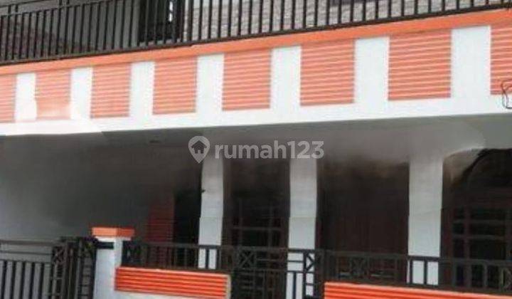 Rumah Bagus 2 Lt Siaphuni di Harapan Indah Bekasi 1