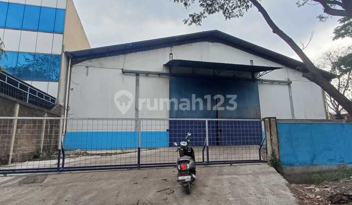 Gudang Lokasi Strategis dekat Pelabuhan dan Akses Tol CIlincing