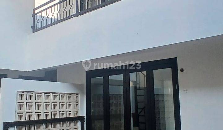 Rumah Baru 2 Lt Siap Huni di Taman Modern Cakung Jakarta Timur 1