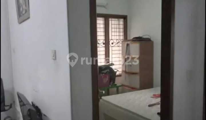 Rumah Cantik Minimalis 2 Lt dekat Grand Galaxy Jakasetia Bekasi 2