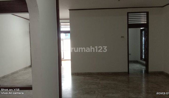 Rumah Siap Huni Bagus 2 Lt di Rawamangun Jakarta Timur 2