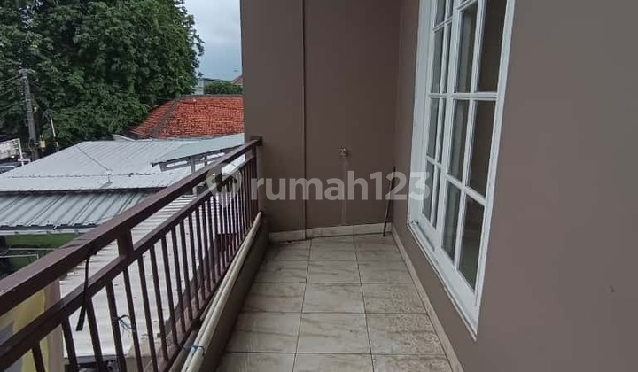 2-Storey Attached Shophouse in a Strategic Location at Margamulya near Summarecon 2