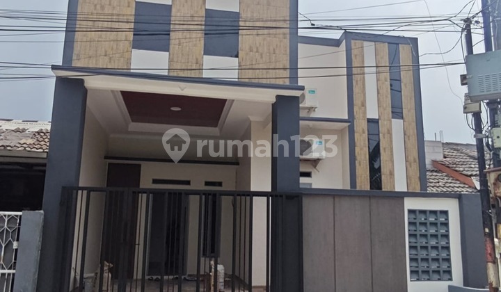 Rumah Siap Huni Murah dalam Komplek Graha Persada di Bekasi Rumah Siap Huni Murah dalam Komplek Graha Persada di Bekasi