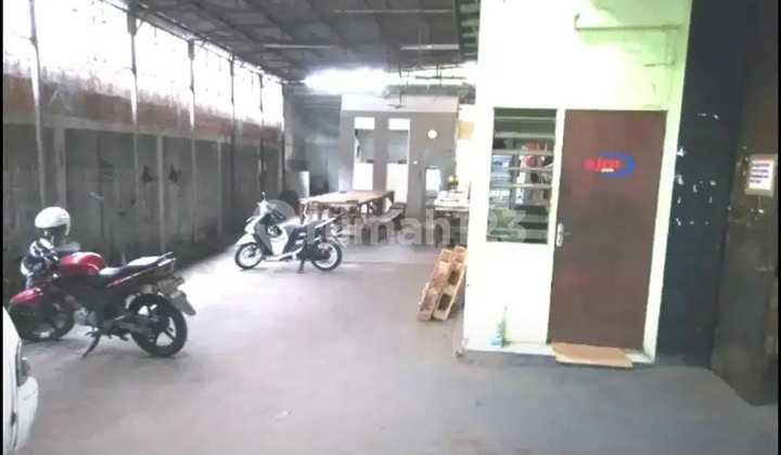 Good Location Offset Printing Factory in Duren Sawit, East Jakarta