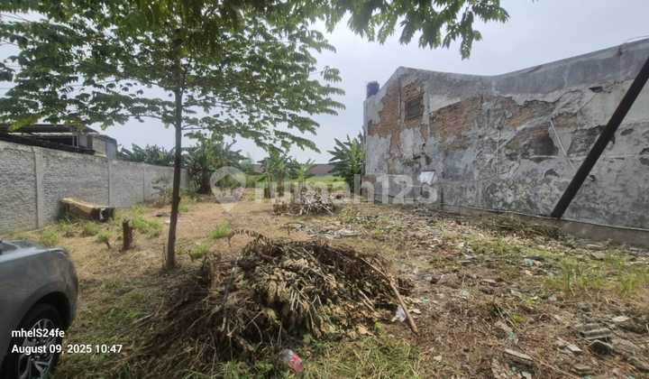 Prime Location Land on the Side of Cimuning Main Road