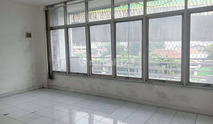 Ruko 3,5 Lt Lokasi Strategis Akses Jl Kapten Tendean di Mampang 2