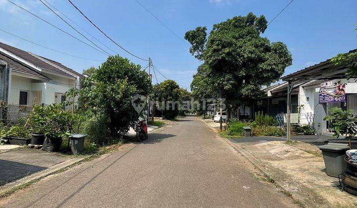 Rumah Bagus Unfurnished SHM di BSD City, Tangerang 2