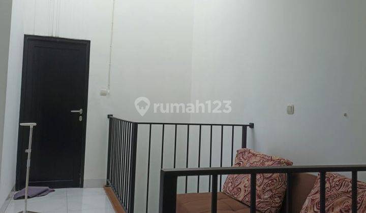 Rumah 3 Lantai Bagus Siap Huni Furnished SHM di Bsd Neo Catalonia, Tangerang 2