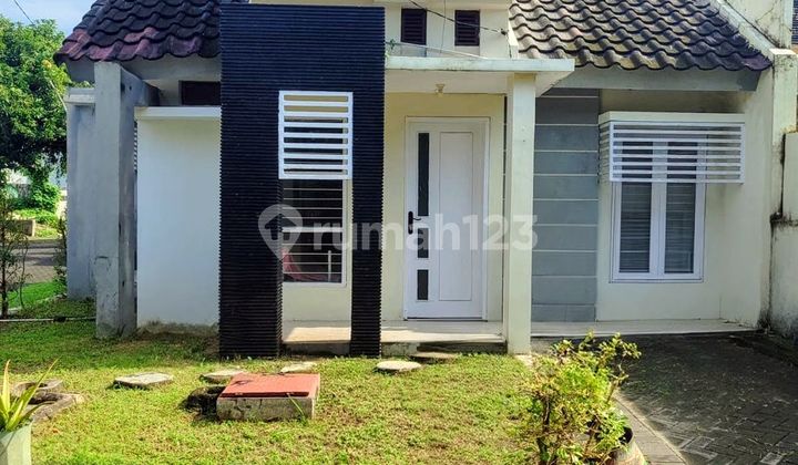 Sewa Rumah Gresik Murah Dan Strategis - Rumah Hook Sejuk 1