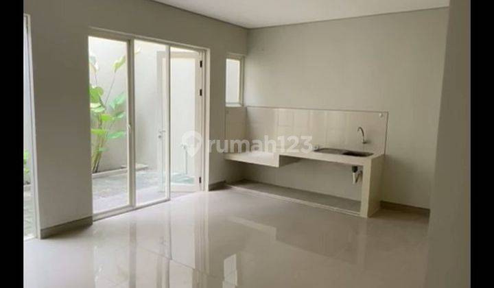 dapur rumah the greenlake citraland surabaya