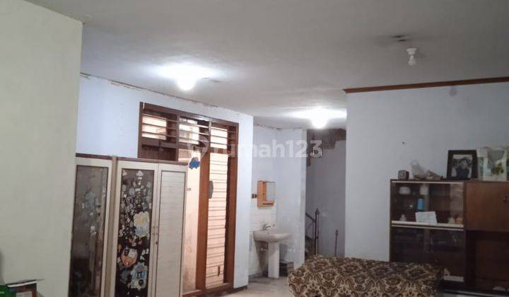 Dijual Rumah 3 Lantai Di Dukuh Kupang Barat 2