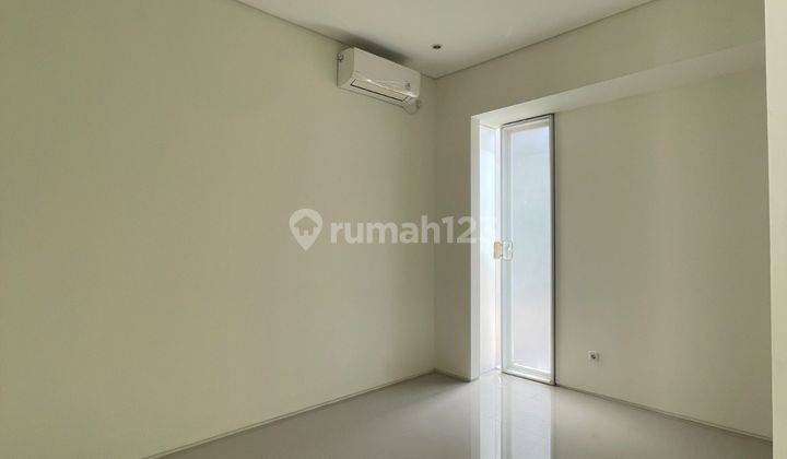 Dijual/disewakan Rumah Di Greenlake, Surabaya Barat 2