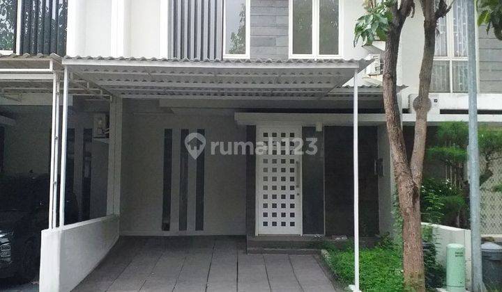 Rumah The Greenlake Citraland Surabaya Barat 1